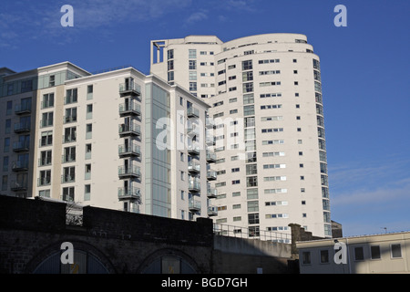 La tour d'appartements Altolusso dans le centre de Cardiff pays de Galles Royaume-Uni grands bâtiments résidentiels Banque D'Images