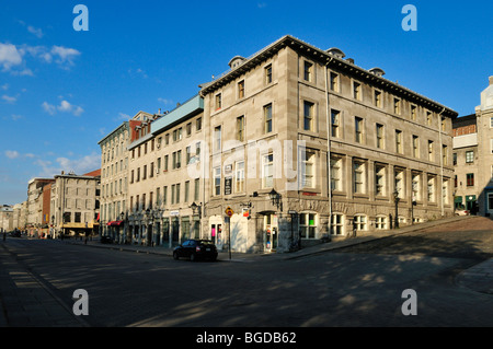 Bâtiments le long du secteur riverain de la rue da la Commune, Vieux Port de Montréal, Québec, Canada, Amérique du Nord Banque D'Images