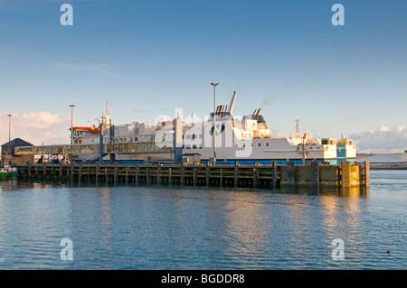 Le Ferry de Scrabster Northlink écossais accosté à Stromness SCO 5667 Banque D'Images