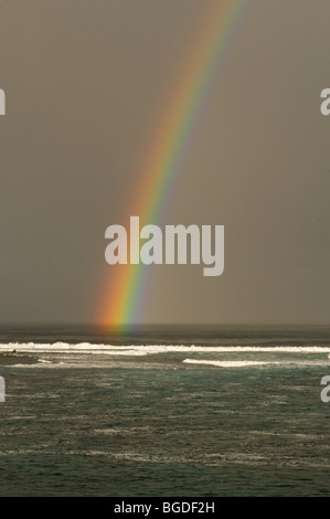 Arc-en-ciel sur baie de Skaill Skara Brae Mainland, Orkney Orkney région des Highlands. L'Écosse. 5681 SCO Banque D'Images