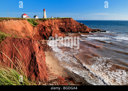 Phare de bassin au Cap du Sud, l'Île du Havre-Aubert, Îles de la Madeleine, Îles de la Madeleine, Québec, Canada Maritime, Nord Banque D'Images