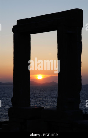 Portara de Naxos, Temple d'Apollon, Naxos, Cyclades, Grèce, Europe Banque D'Images