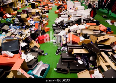 La vente. Magasin Intersport, Reykjavik, Islande. Banque D'Images