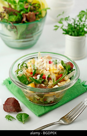 Avec salade et fromage orange. Recette disponible. Banque D'Images