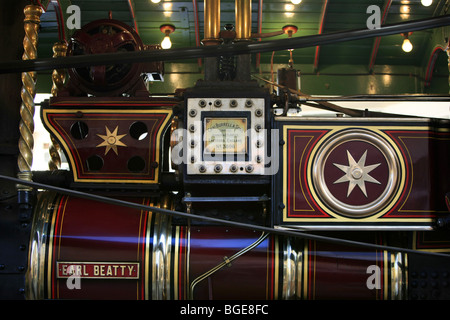 La peinture et poli d'un showman vapeur moteur de traction nommé Earl Beatty Banque D'Images