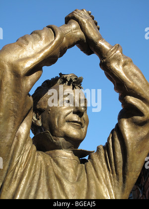 Une statue de Brian Clough O.B.E. à Nottingham, Angleterre, Royaume-Uni Banque D'Images