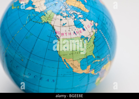 Près d'un globe montrant l'Amérique du Nord, le Canada et les États-Unis Banque D'Images