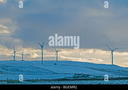 L'Burgar hill éoliennes sur le Nord de la partie continentale de la SCO 5791 Orkney Banque D'Images