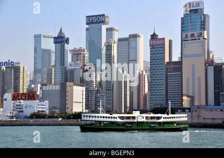 Star ferry avant l'île de Hong Kong, Chine Banque D'Images