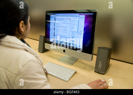 Apple Store, 5e Avenue, Manhattan, New York City, Banque D'Images