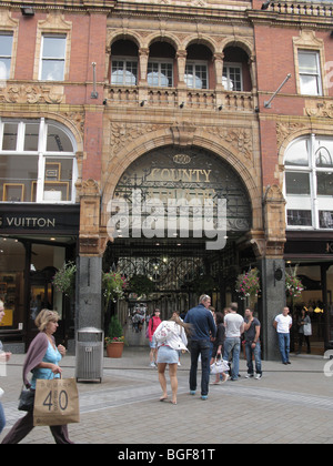 Entrée de arcades Arcade du comté de Leeds UK Briggate quartier victorien Banque D'Images