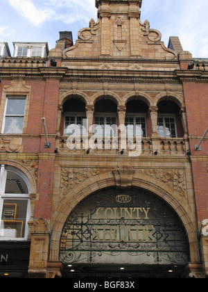 Entrée de arcades Arcade du comté de Leeds UK Briggate quartier victorien Banque D'Images