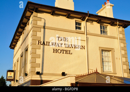 La Taverne de fer pub et hôtel, Stratford, London, England, UK Banque D'Images