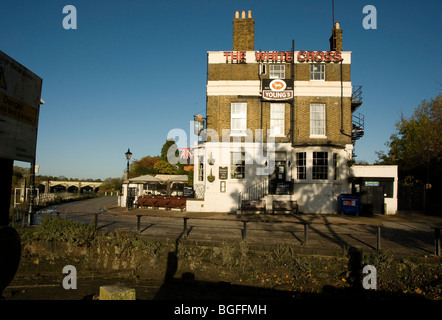 Croix blanche pub à Richmond, Surrey Banque D'Images