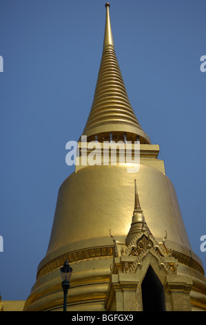 Phra Si Rattana Chedi, le Grand Palais, Phra Nakhon, Bangkok, Thaïlande Banque D'Images