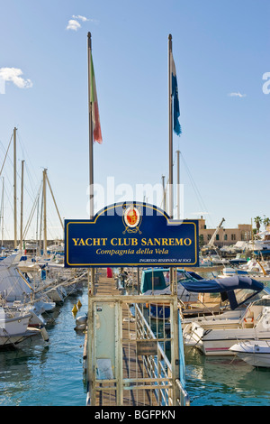 Yacht club, Sanremo, province d'Imperia, Italie Banque D'Images