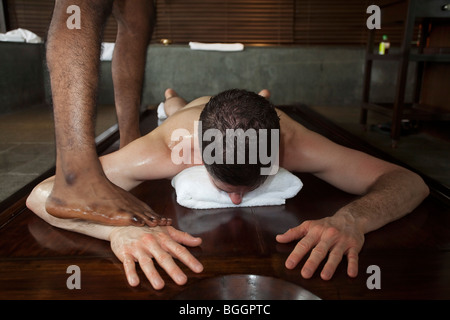 Ayurveda Massage dans l'état du Kerala en Inde Banque D'Images