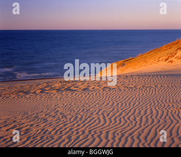 INDIANA - Instructions dans le sable sur le mont Baldy une dune de sable sur les rives du lac Michigan dans l'Indiana Dunes National Lakeshore. Banque D'Images