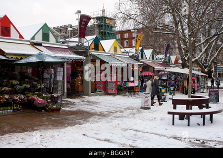 Autour du marché de Norwich au Royaume-Uni de neige de début janvier 2010. Banque D'Images