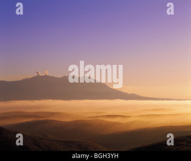 Coucher de soleil sur mer de nuages, la Préfecture d'Oita, Japon Banque D'Images