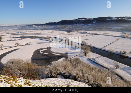 Oxbow congelé dans la vallée de la Tywi vers Carmarthen Fans Carmarthenshire Wales Cymru UK GO Banque D'Images