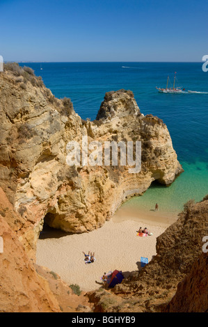 Le Portugal, l'Algarve, Lagos, Praia do plage de Pinhao, Banque D'Images