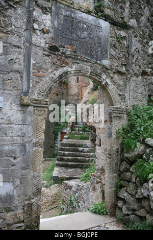 L'entrée de Moni Perivleptou ou monastère de Peribleptos église de Mystras Banque D'Images