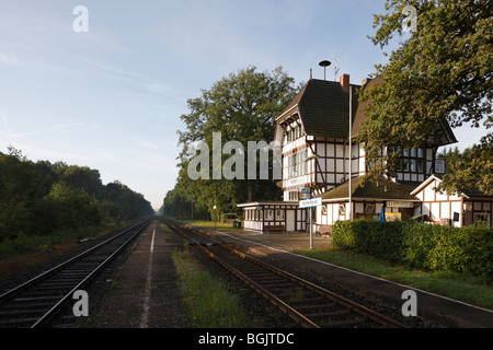 Rheinbach, Bahnhof Kottenforst, Bahnsteigseite Banque D'Images