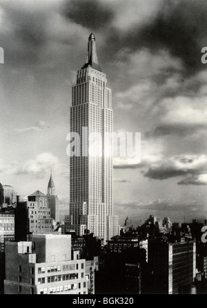 NEW YORK - Empire State Building en 1930 Banque D'Images