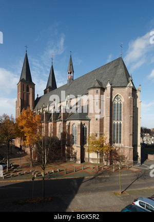 Kleve, Probsteikirche St. Mariae Himmelfahrt, Blick von Südosten Banque D'Images