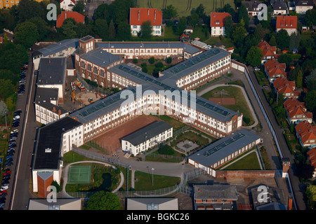 Photo aérienne, prison, détention, JVA Werl prison avec nouvelle toiture, Werl, Rhénanie du Nord-Westphalie, Allemagne, Europe Banque D'Images