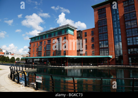 L'Irlande du Nord, Belfast, moderne, réaménagement de l'ancien Travaux Gaz brown field.Office de régénération, des centres d'appel et hôtels Banque D'Images