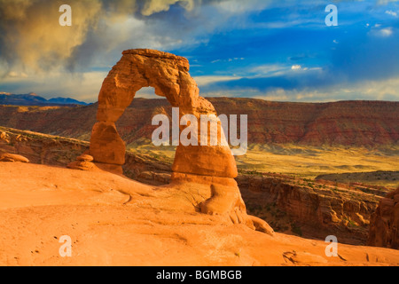 Delicate Arch Close-Up en fin d'après-midi, Arches National Park, Utah, USA Banque D'Images