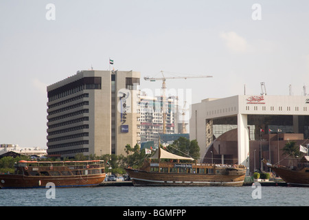 Dubaï Émirats Arabes Unis les travaux de construction s'est arrêté au cours de la crise économique actuelle Banque D'Images