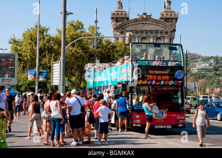 Barcelone - bus touristique Banque D'Images