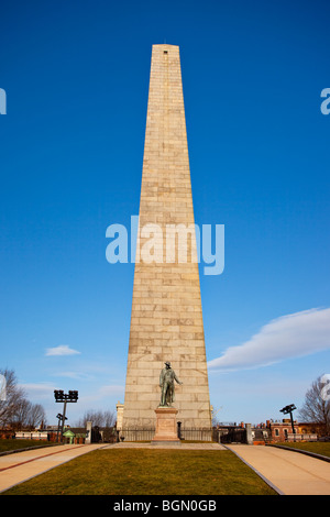 Le colonel William Prescott statue ci-dessous le Bunker Hill Monument, Boston Massachusetts USA Banque D'Images
