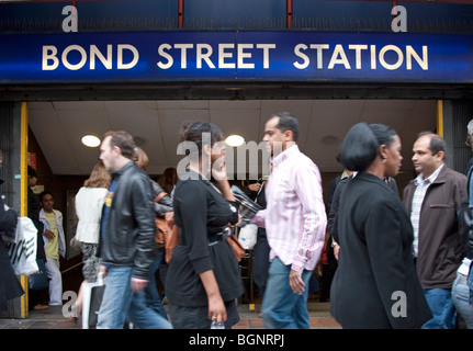 Entrée de la station de métro de Bond Street Oxford Street Londres Banque D'Images