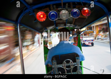 Tuk Tuk ou auto rickshaw, Bangkok, Thaïlande Banque D'Images