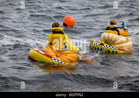 Un bassin pour enfants au cours d'une citrouille Citrouille géante qui a eu lieu la Régate du lac Mendota, près de l'Université du Wisconsin Memorial Union européenne. Banque D'Images