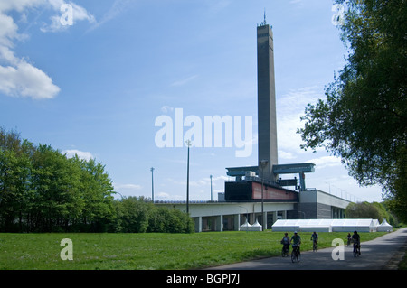 Le plan incliné de Ronquières est un canal belge plan incliné sur le canal Bruxelles-charleroi, Belgique Banque D'Images