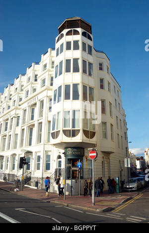 Pitcher et piano, Queens Hotel, Brighton Banque D'Images