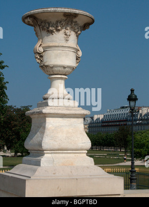 Sculpture ornementale. Jardin des Tuileries. Paris. France Banque D'Images