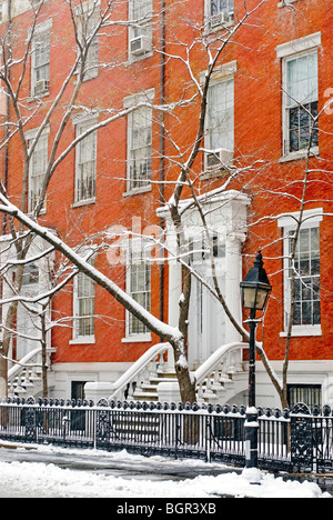Winter Snowstorm New York City Greenwich Village Neighborhood Banque D'Images