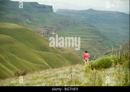 Le Sani Pass, qui va de l'Afrique du Sud, au Lesotho, à travers les montagnes Drakensburg. Afrique du Sud - Lesotho Banque D'Images