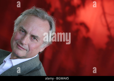 RICHARD DAWKINS, un scientifique de renommée mondiale, et l'auteur. Edinburgh International Book Festival 2005, Édimbourg, Écosse. Banque D'Images