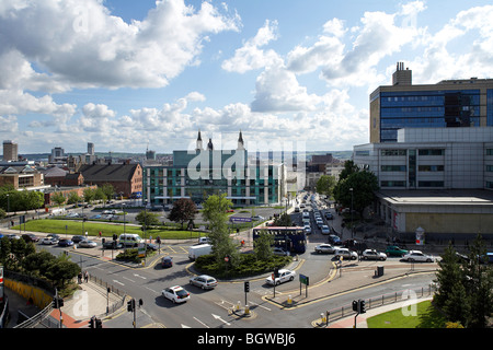 Le Rose Bowl de l'Université Métropolitaine de Leeds, Leeds, Royaume-Uni, SHEPPARD ROBSON Banque D'Images