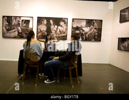 En exposant la Photo 2010, une fine art photography show au Santa Monica Civic Auditorium Banque D'Images