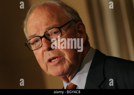 M. Hans Blix, Président de la Commission sur les armes de destruction massive Banque D'Images