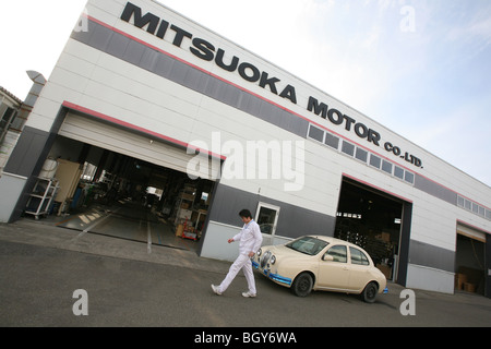 Mitsuoka usine de voitures et les lignes de production, près de Toyama, Japon, mercredi, Novembre 14th, 2007. Banque D'Images