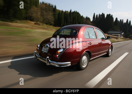 Mitsuoka ViewT 'fait main' voiture, dans la campagne de Toyama, Japon, Jeudi, Novembre 15th, 2007. Banque D'Images